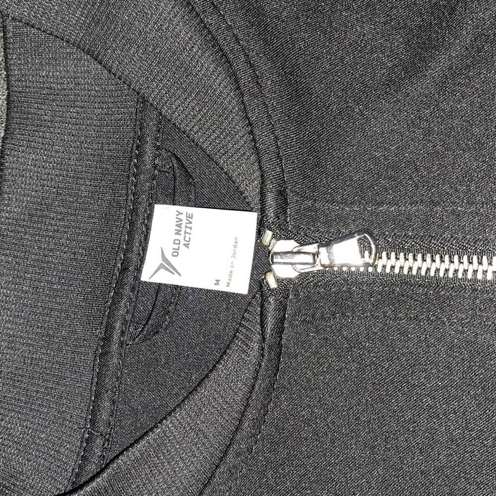 Old Navy Active Black Zip-Up Jacket, w/ pockets. Size Medium, Lightweight. - Picture 2 of 4